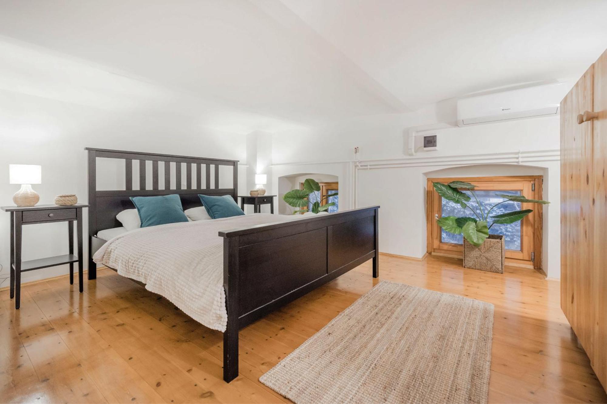 Wellness Wonderland: Garden, Sauna, Jacuzzi In Cbd Budapest Eksteriør bilde